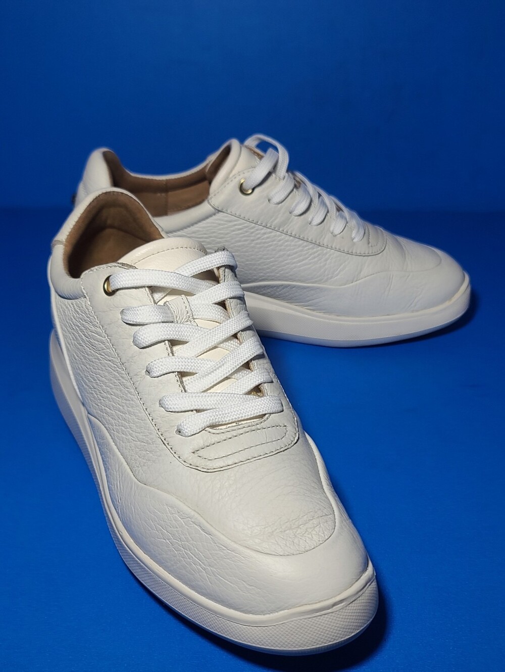 Geox Women's D Rubidia White Leather Gold Stud Heel Sneakers Size 7 US